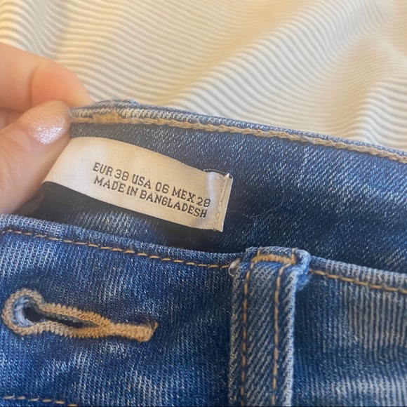 Zara jeans size 6 (28) - Picture 2 of 4